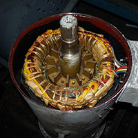 Cambio de rodamientos en motores.