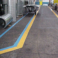 Pintura de aceras y señalización horizontal.