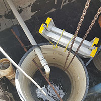 Vaciado de reactor e ingreso de equipos para espacio confinado.