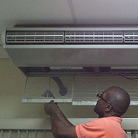 Limpieza interna de unidades split.