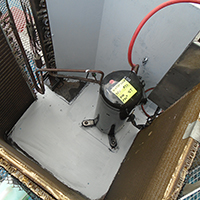 Cambio de compresor unidad de aire acondicionado.