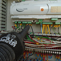 Detección de fallas en tableros de control.